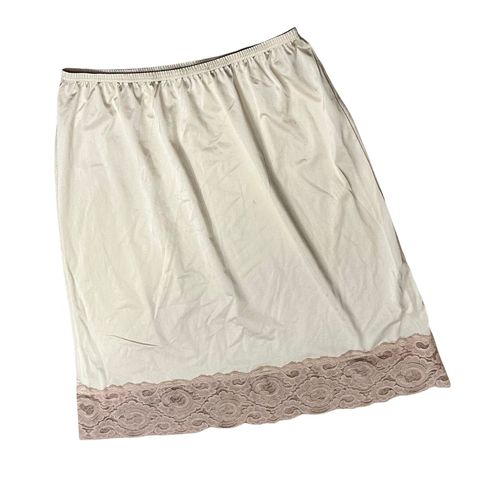 Vanity Fair Vintage Half Slip Ivory Cream Floral Lace Trim Nylon Tricot Medium